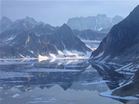 There are incredible mountains at Kap Höegh